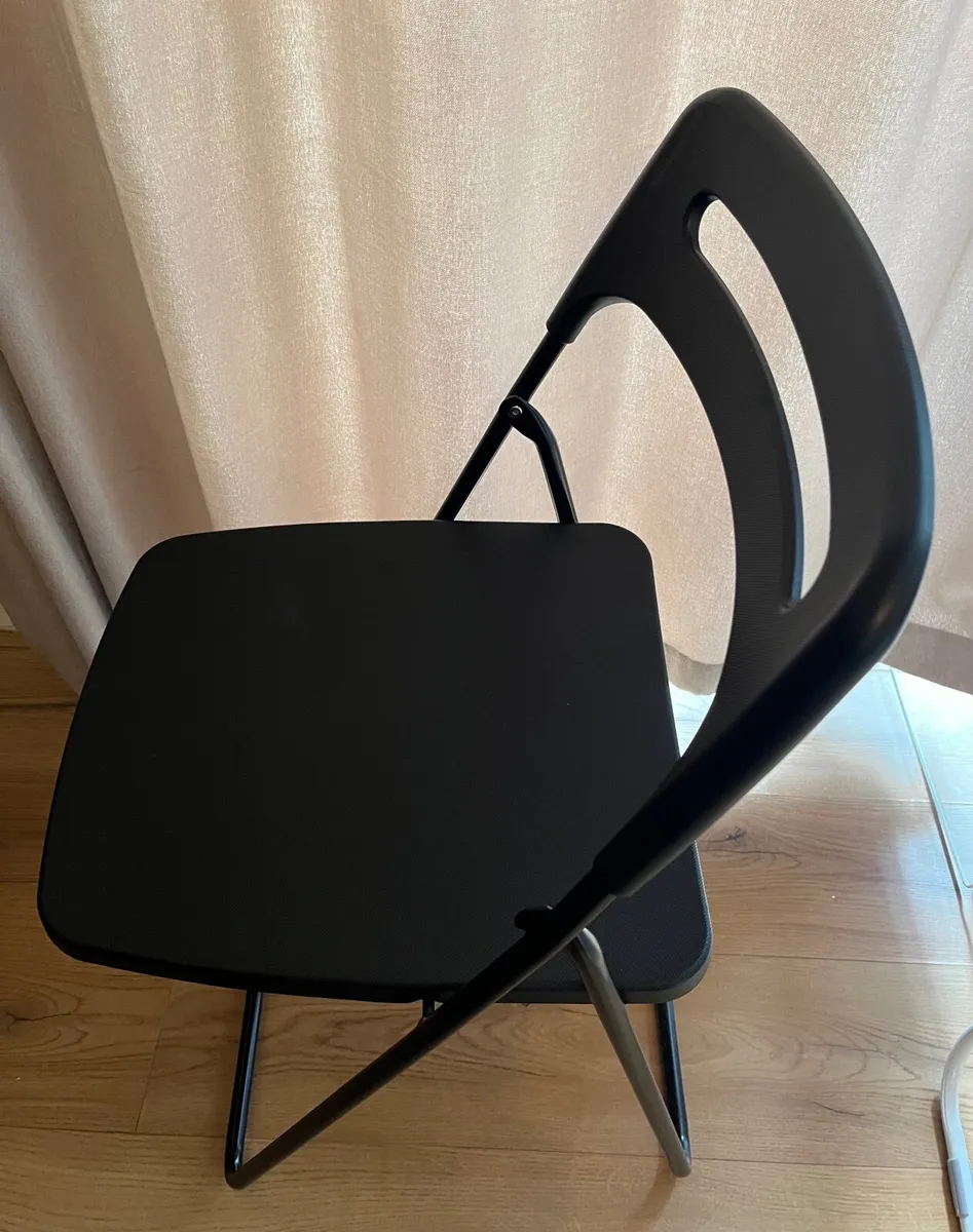 Folding chair - Image 2