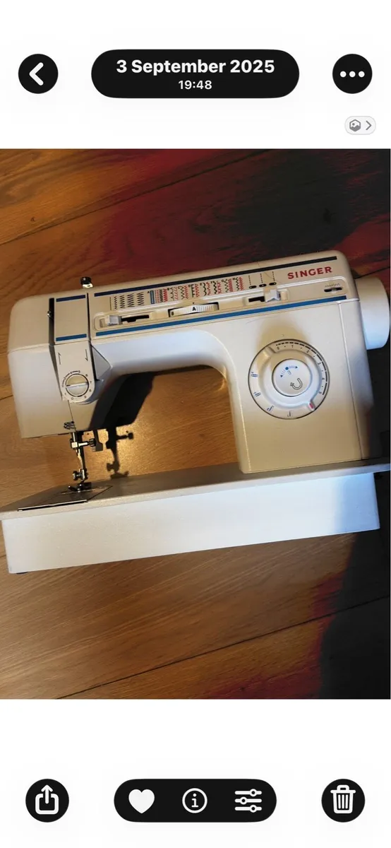 Sewing machine - Image 2