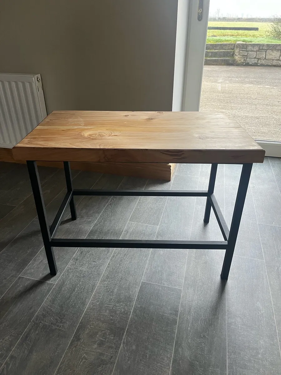 Handmade Industrial coffee table - Image 4