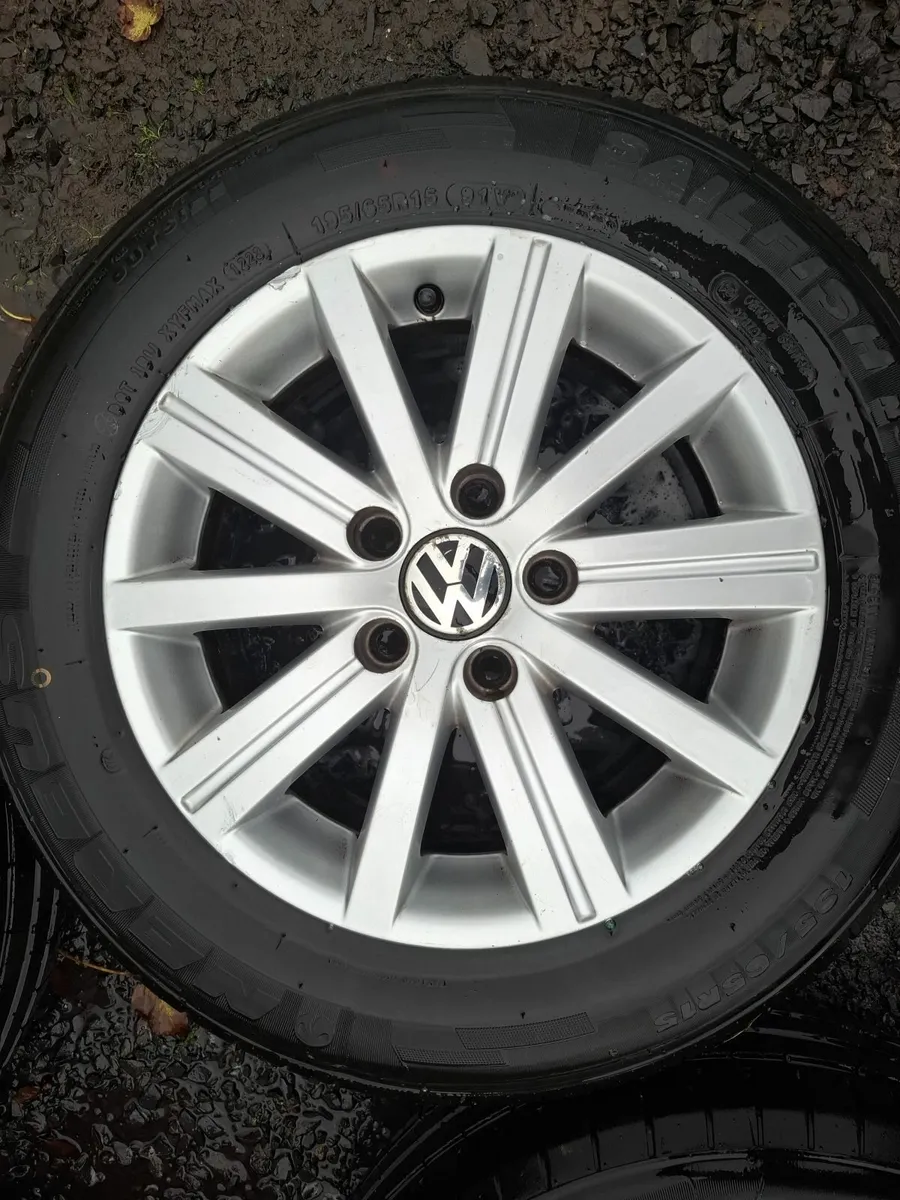 15" Genuine Vw Alloys with tyres - Image 4
