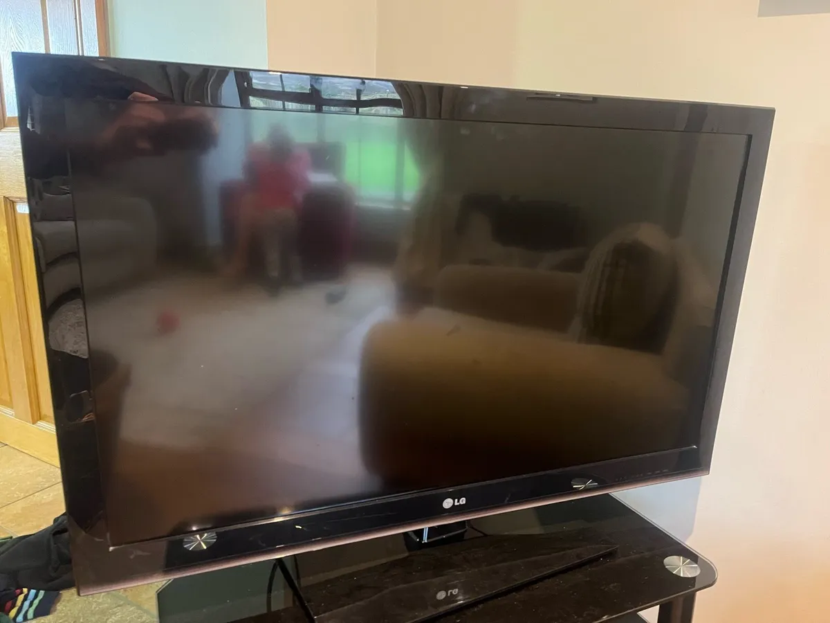 Lg 42” tv - Image 2