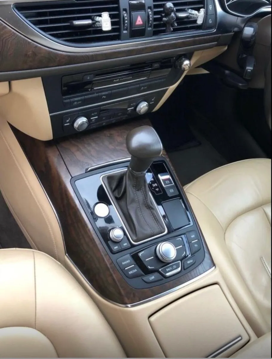 Audi A6 - Image 2