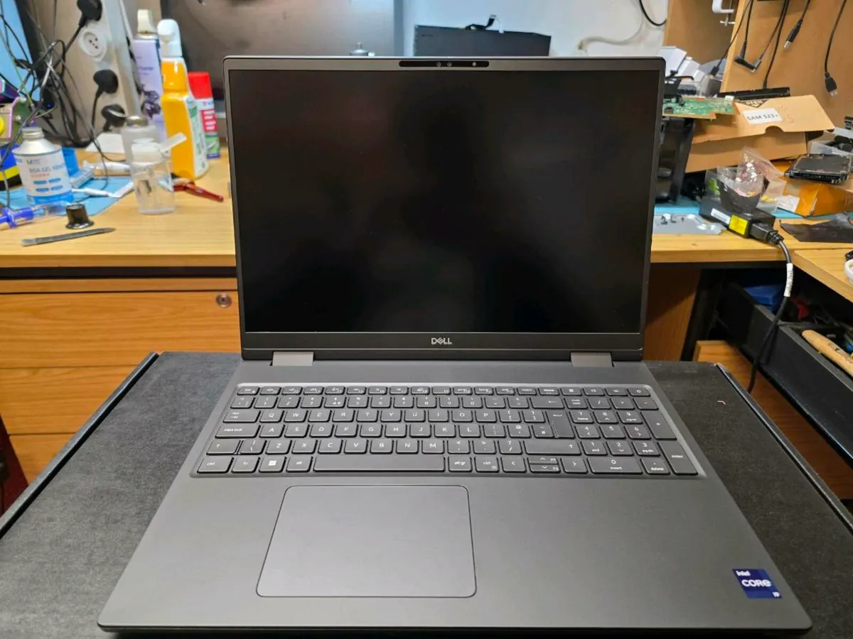 Dell Precision 7680 Mobile Workstation - Image 1