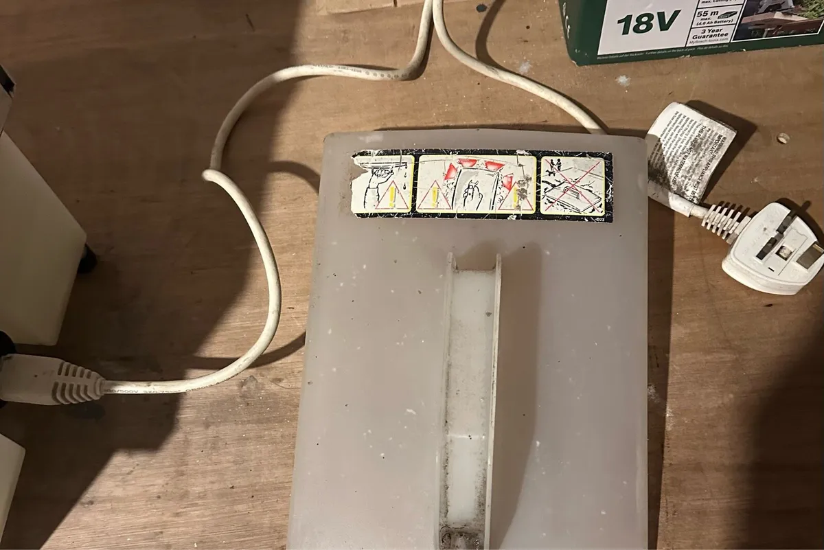 Earlex wallpaper steamer strippers - Image 3