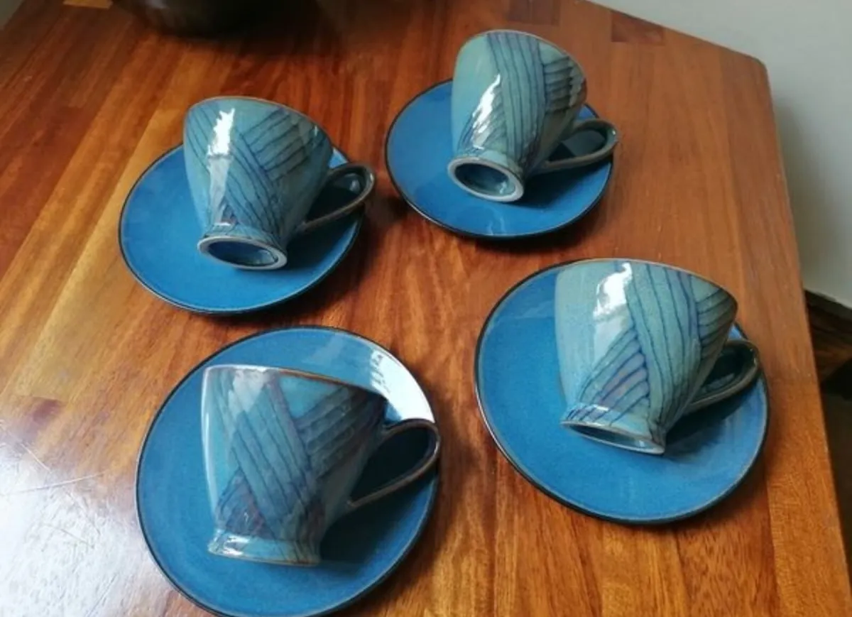 Coffee/Tea Cups and Saucers - Image 1