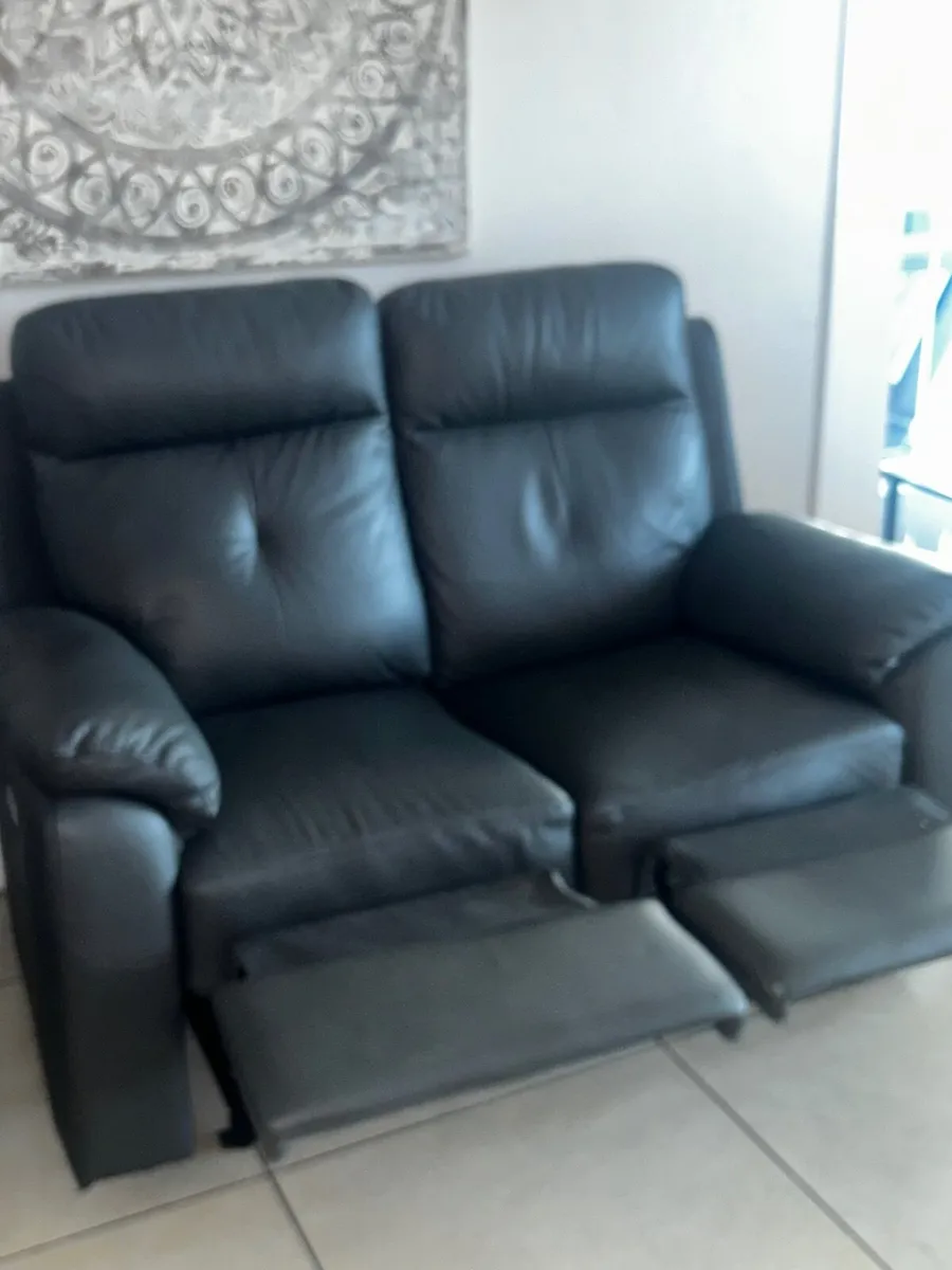 3 Piece Leather Grey Suite of Recliner Furniture - Image 2