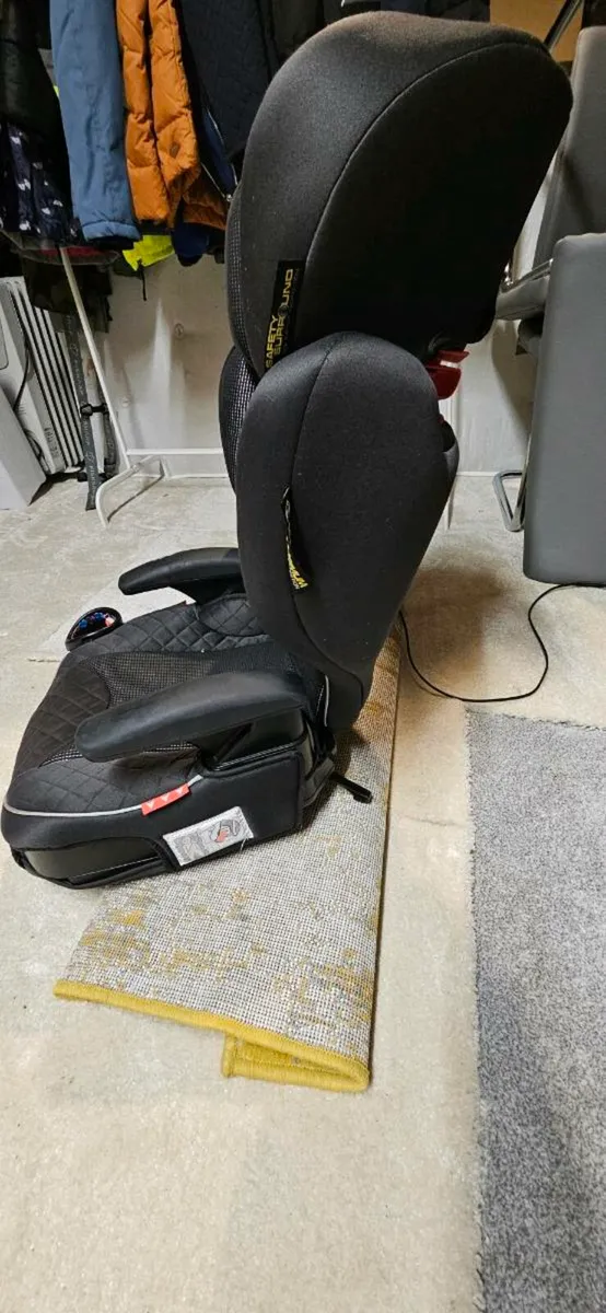 graco car seat 15-36kg - Image 3