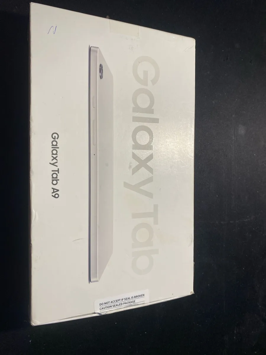 Samsung Galaxy Tab A9 - Image 1