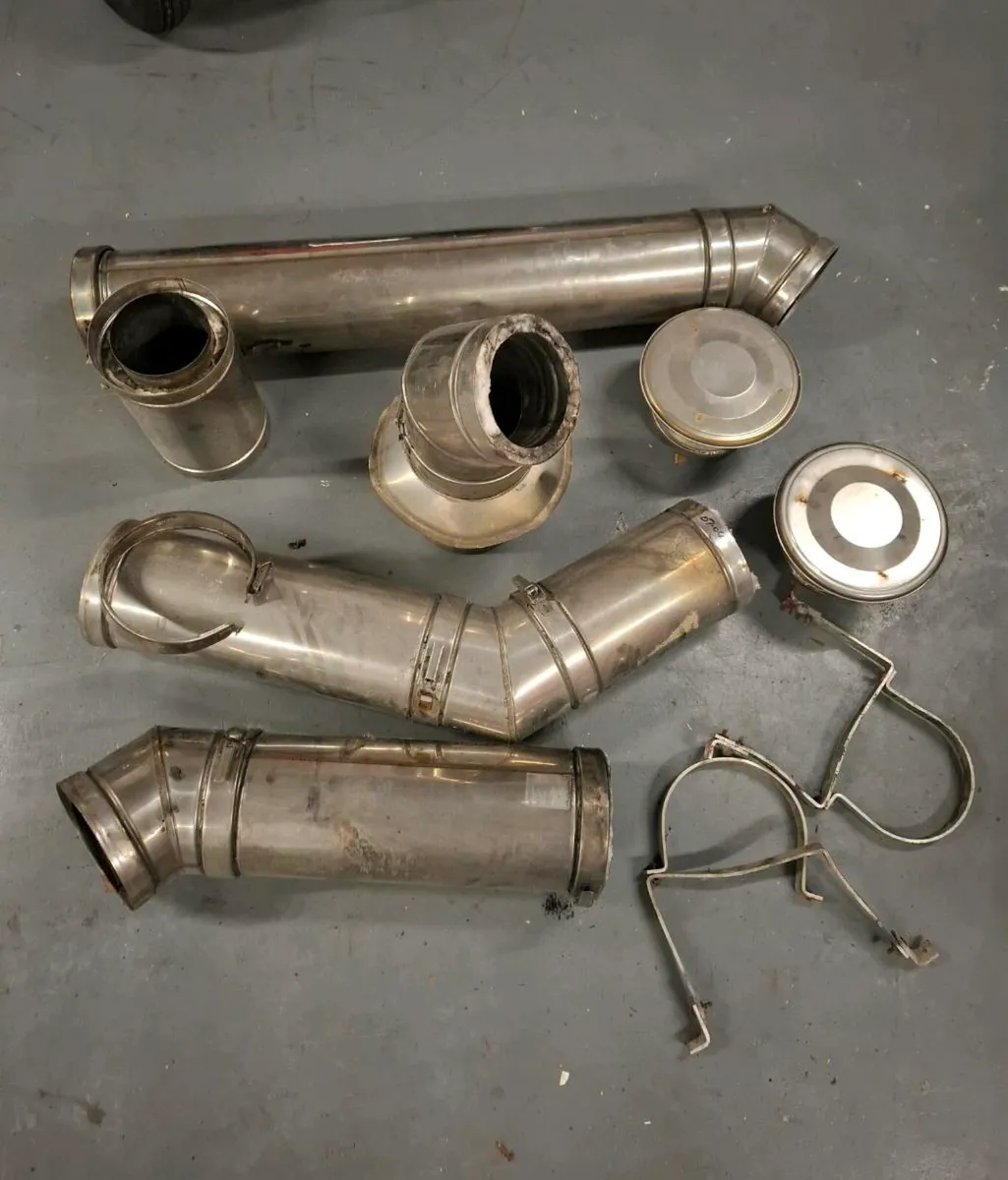Twin wall flue pipe - Image 1