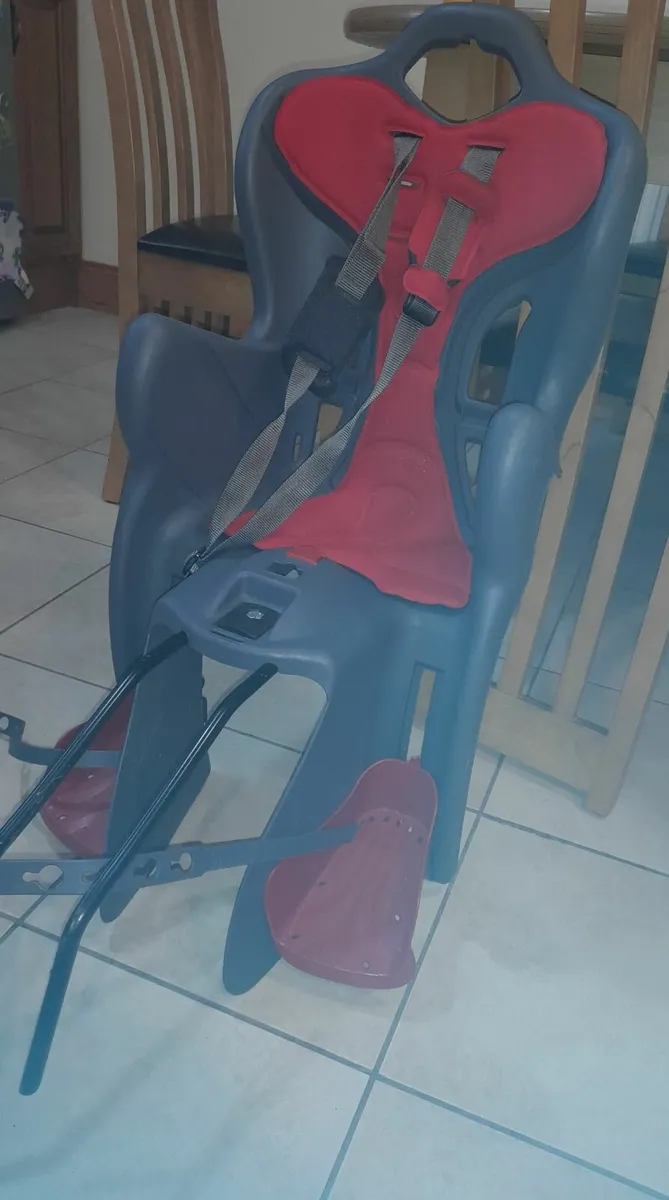 Kids bike seat - Image 1
