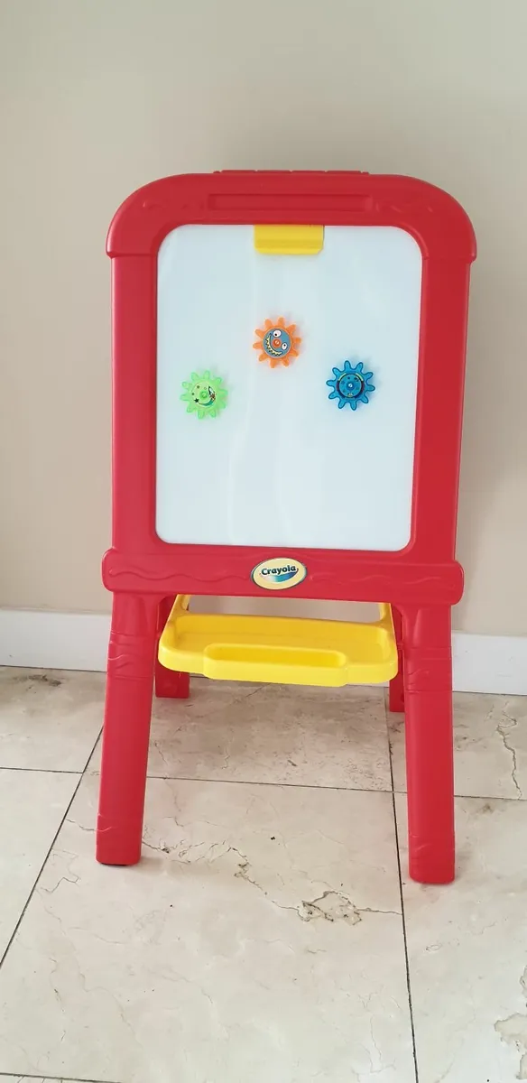 Crayola Creative Fun Magnetic Double Easel - Image 1