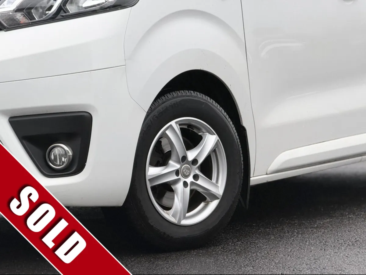 Toyota Proace €15000 + Vat ONLY 98400 KMS! 2020 TO - Image 2