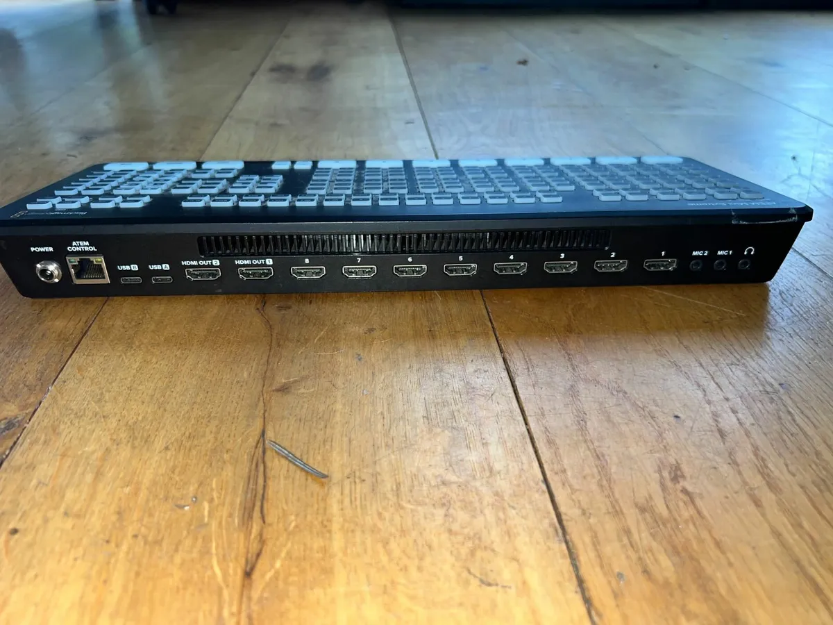 ATEM Mini Extreme - Blackmagic Design Switcher - Image 2