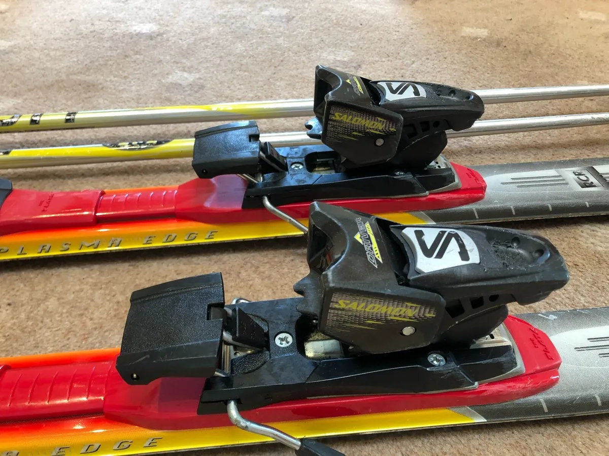Skis - Image 4