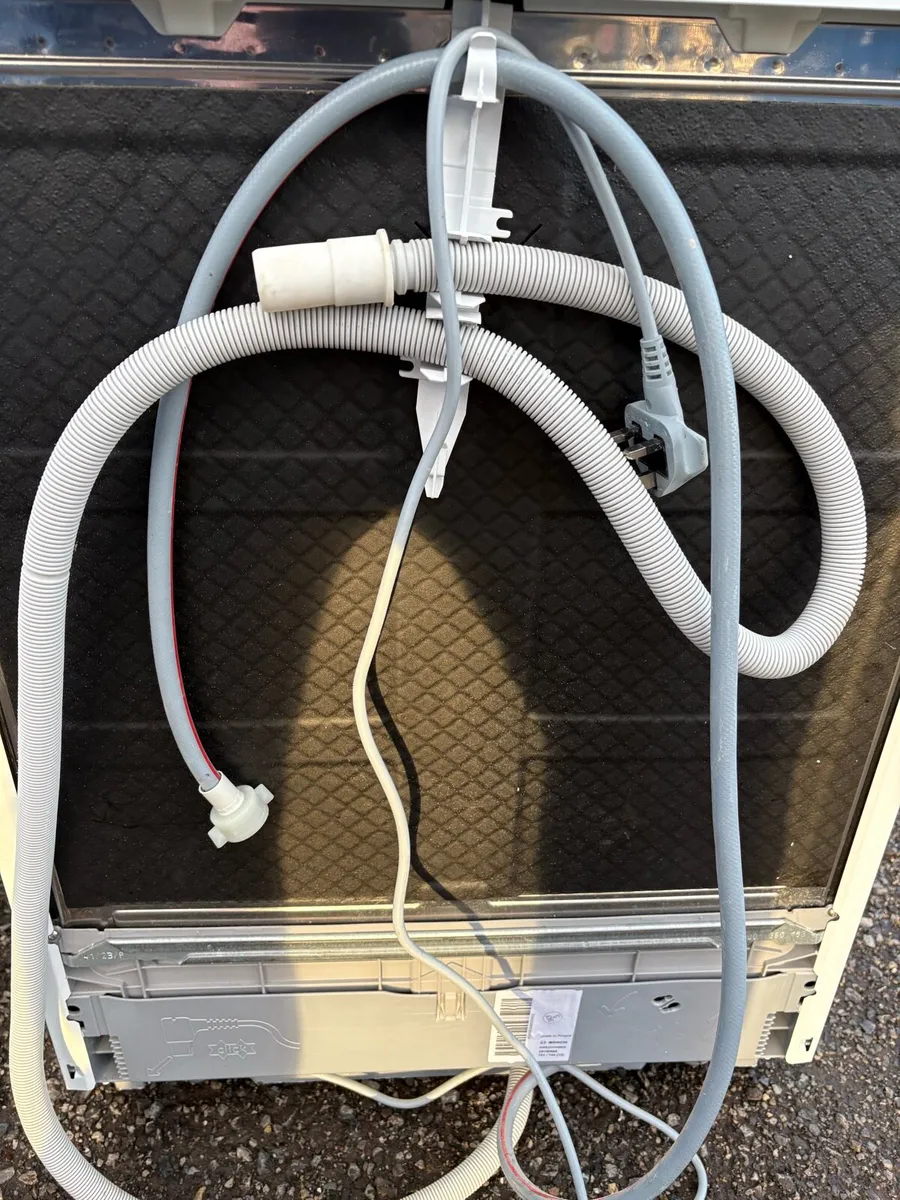 Dishwasher & Chairs (X4) - Image 3