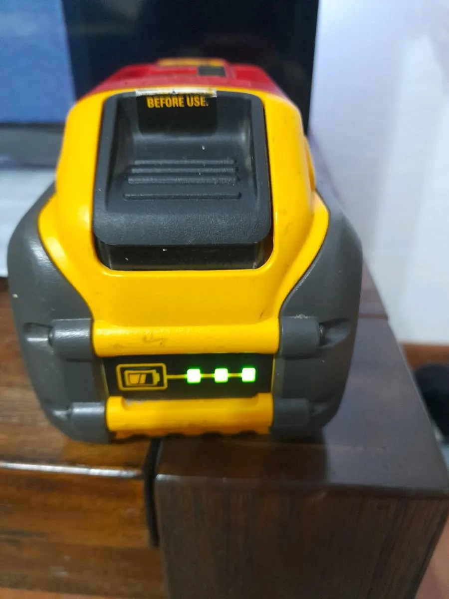 Dewalt Battery - Image 3