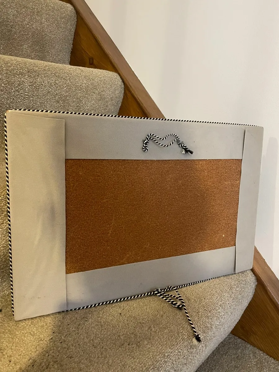 Vintage FASNACHT festival badges 1976-2004 - Image 2