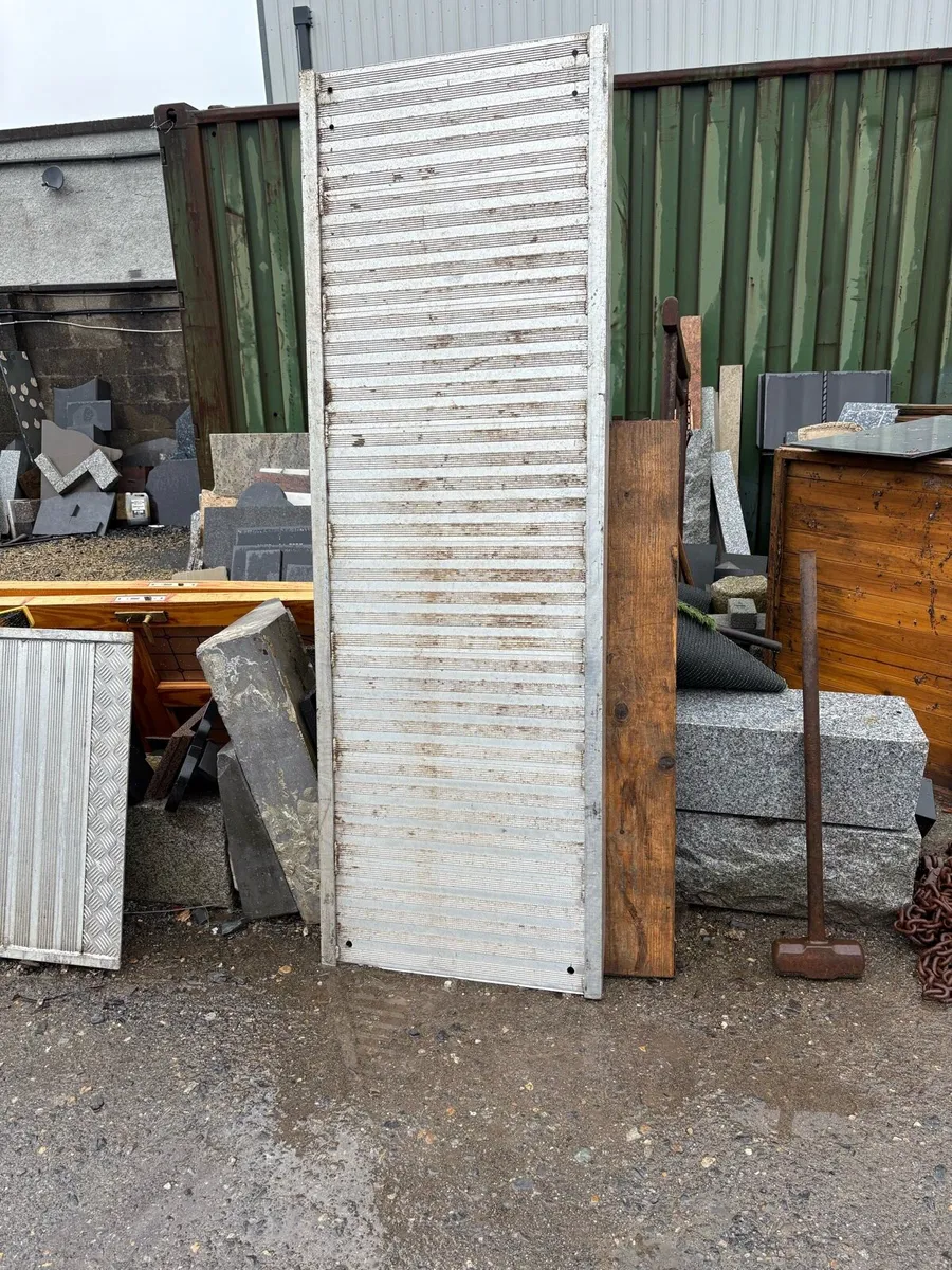 Loading ramps - Image 1