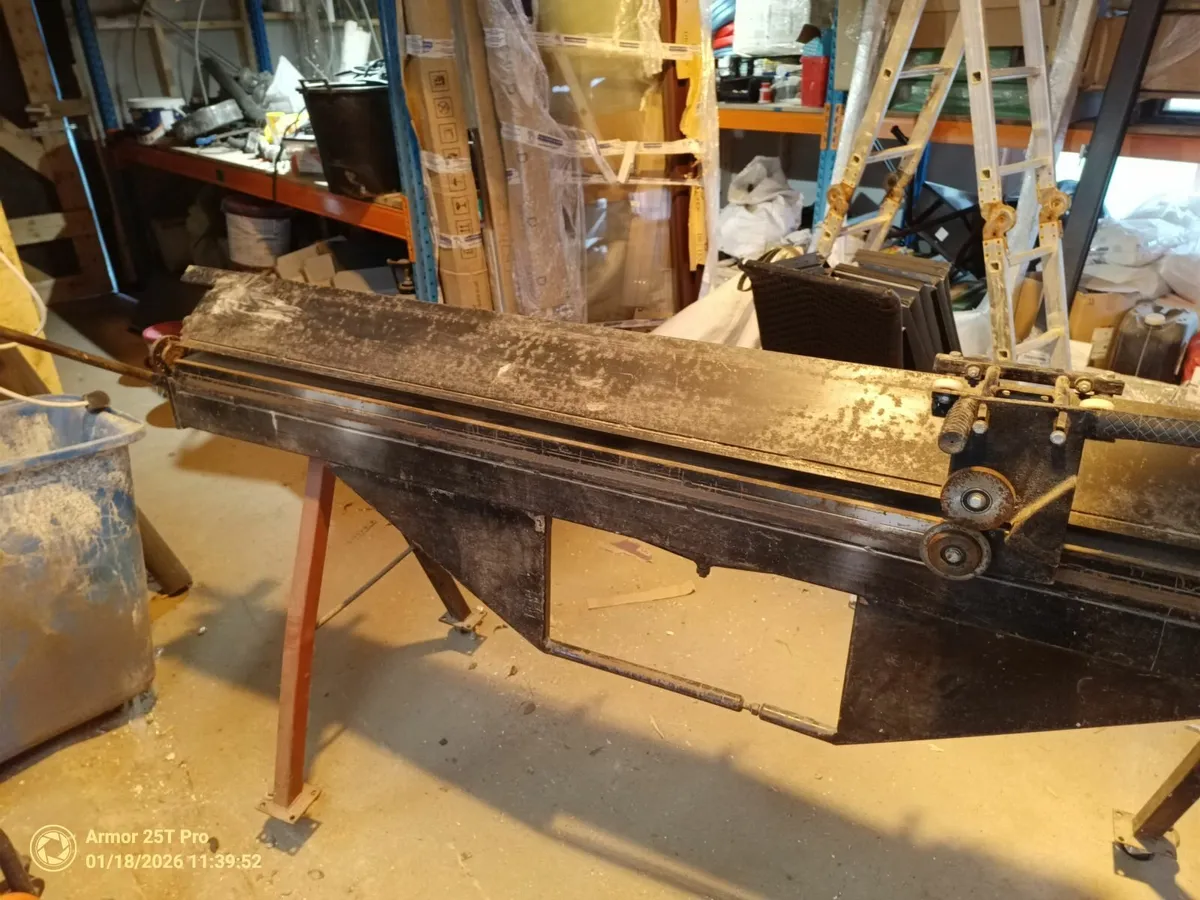 Sheet metal bender with cutting shears - Image 4