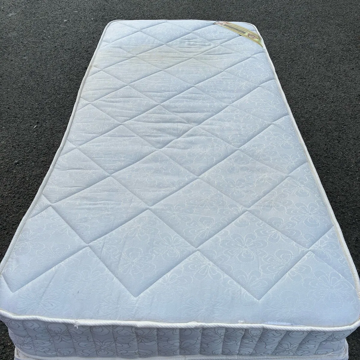 Single Bed - Image 3