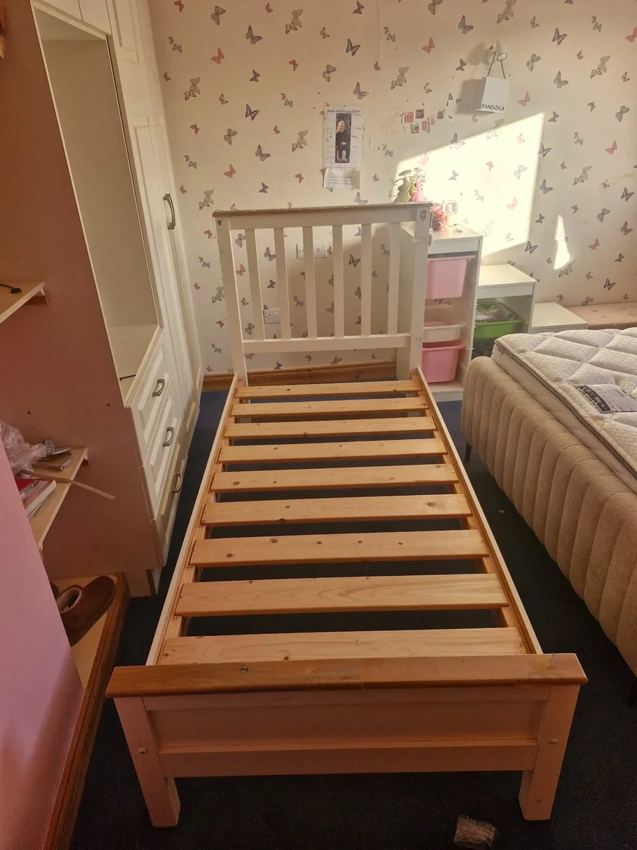 Bed frame - Image 2