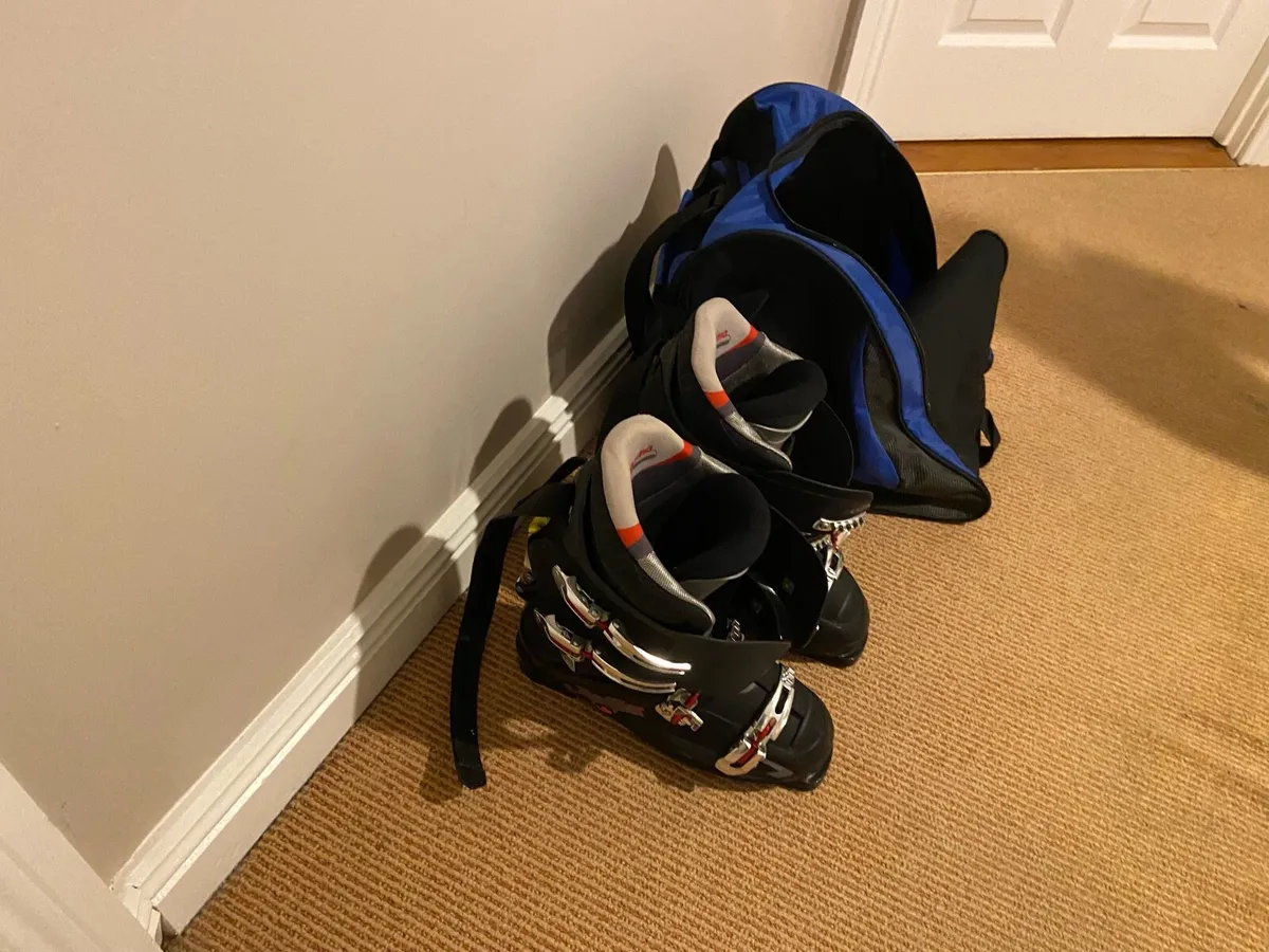 Ski boots - Image 2