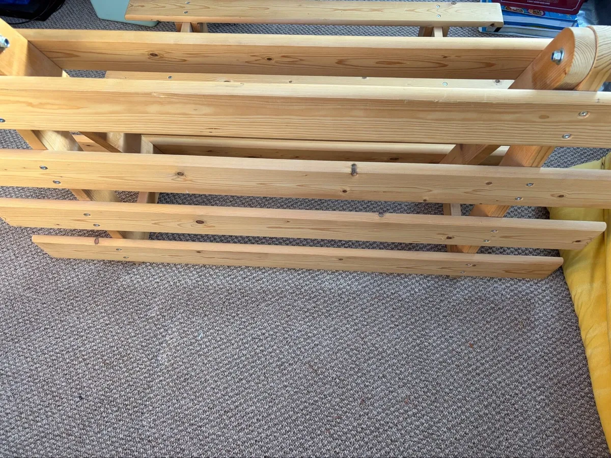 Compact double futon bed - Image 3