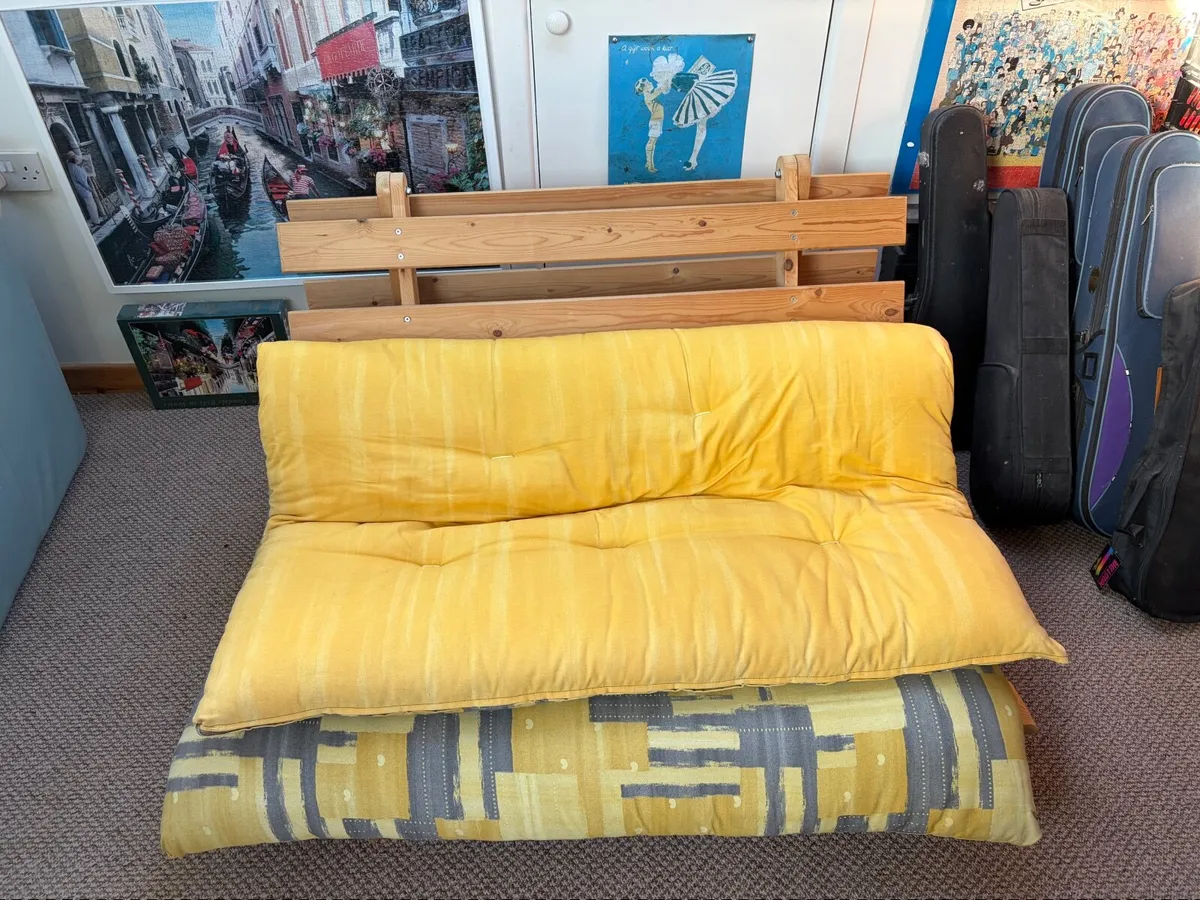 Compact double futon bed - Image 4