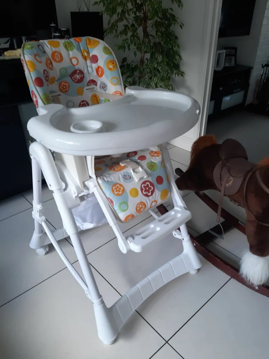 Baby high chair and rocking horse - Image 4