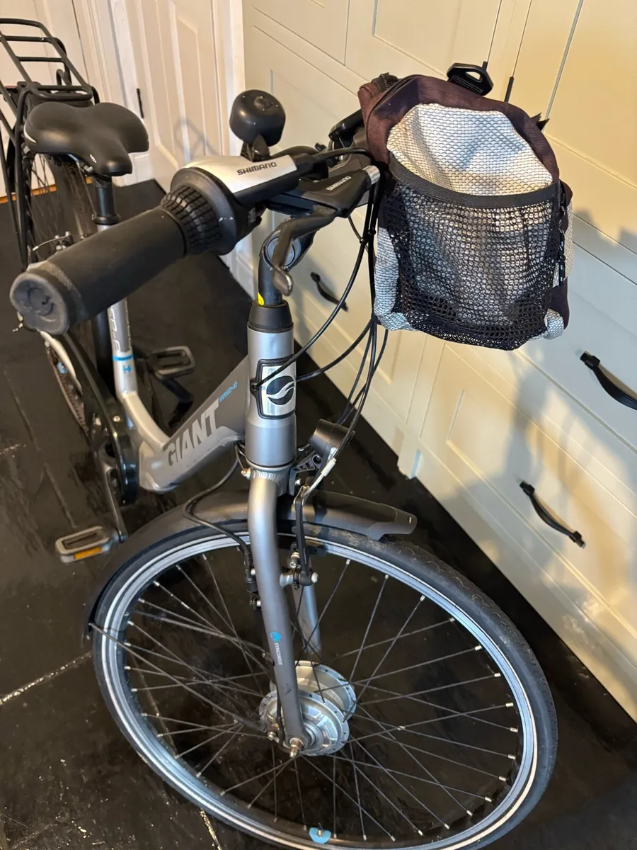 Giant ladies ease-e bike - Image 4