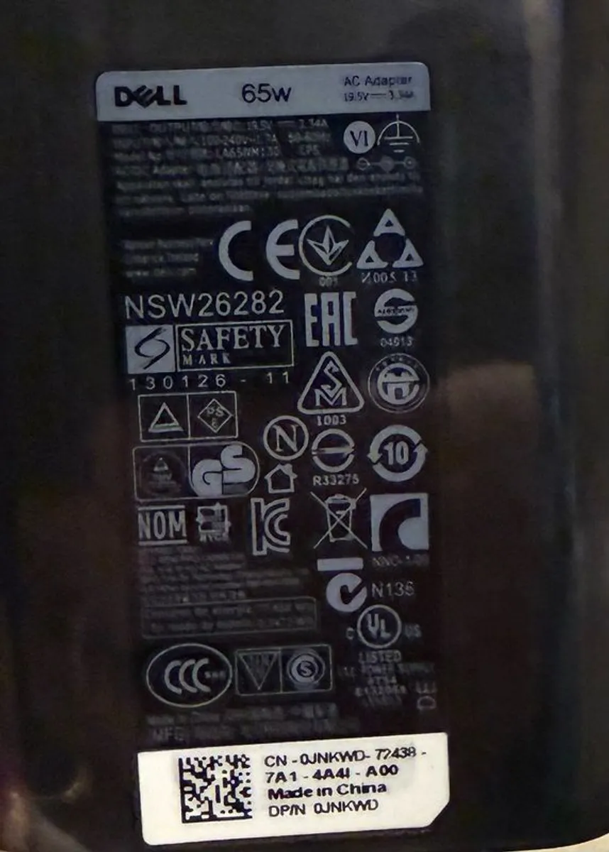 Dell Laptop Charger 65W - Image 1