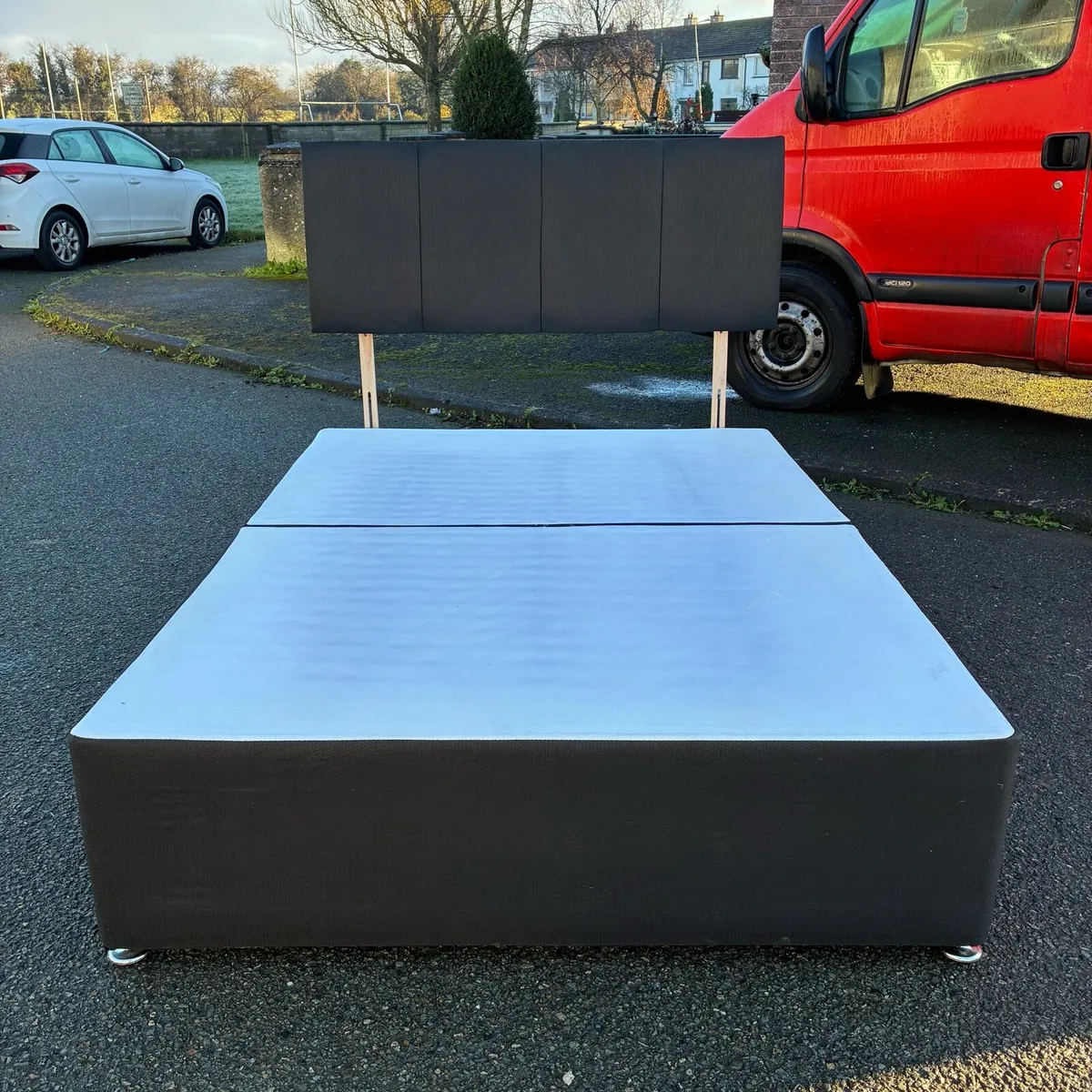 Black double base and headboard bed - Image 1