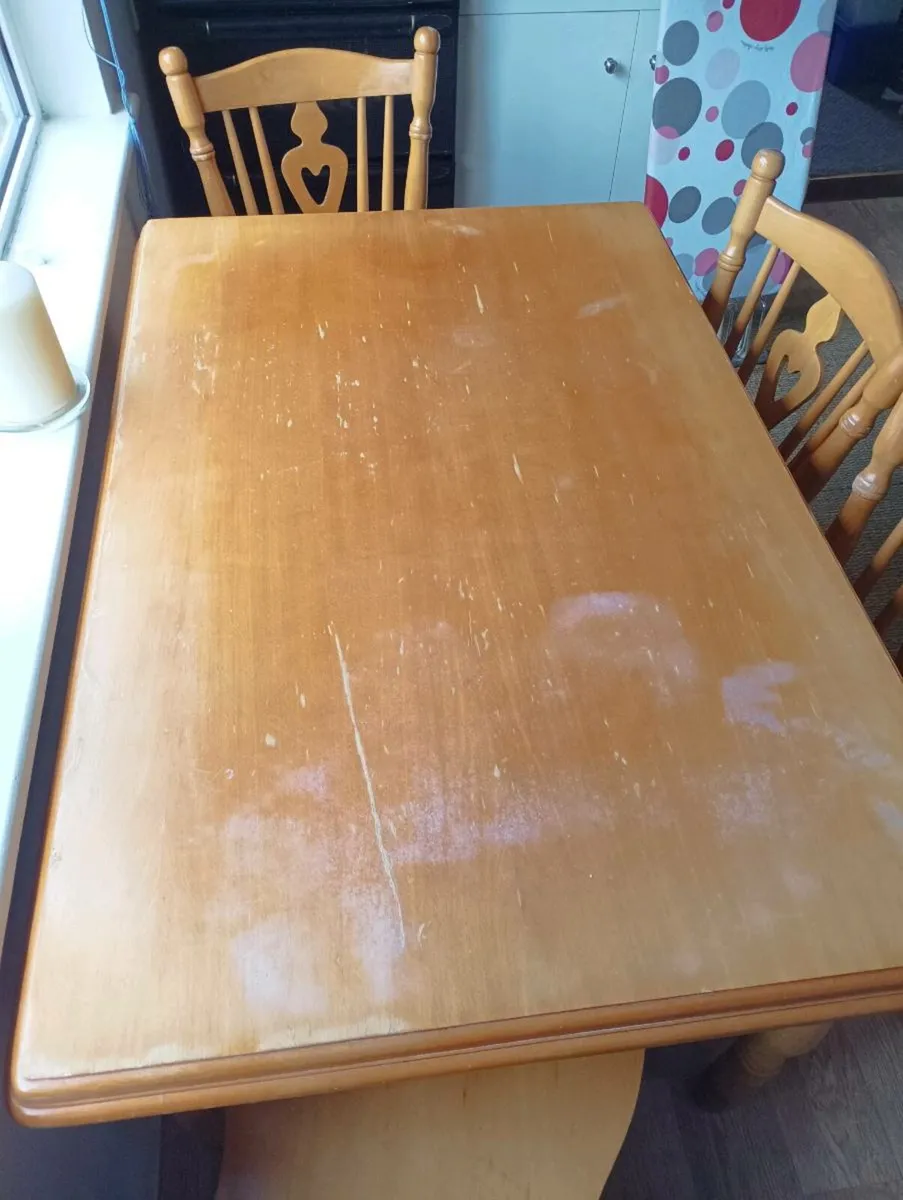 Solid wood table and 4 chairs , matching set - Image 4