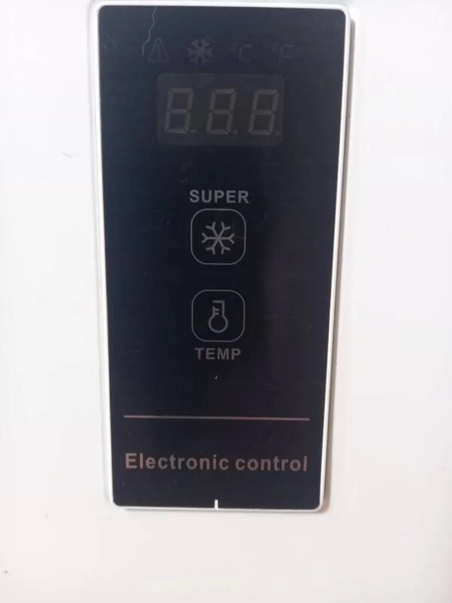 Belling Chest freezer 142L - Image 3