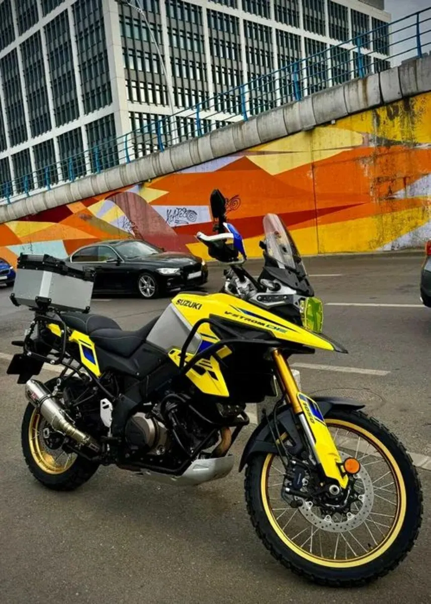 Suzuki Vstrom DL 1050 DE - Image 4