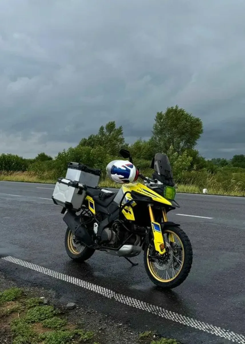 Suzuki Vstrom DL 1050 DE - Image 3