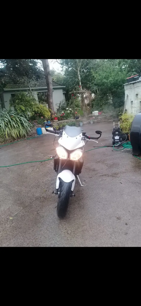 Triumph street triple 675 R - Image 3