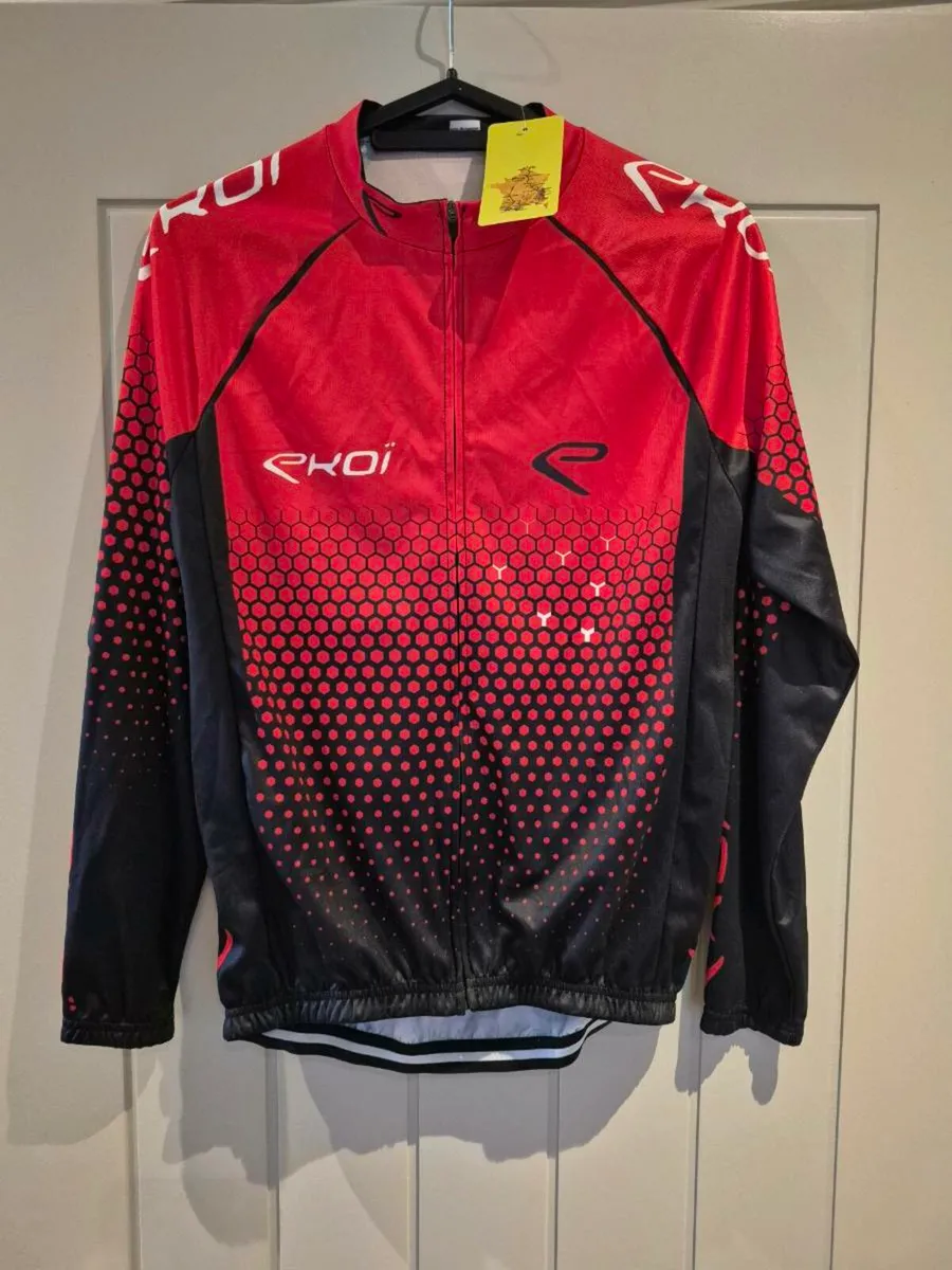 Cycling jersey & jacket - Image 3