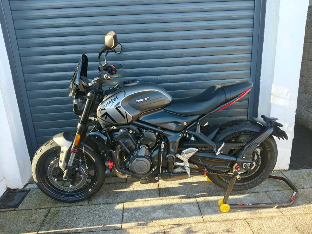 Triumph Trident 660 - Image 2