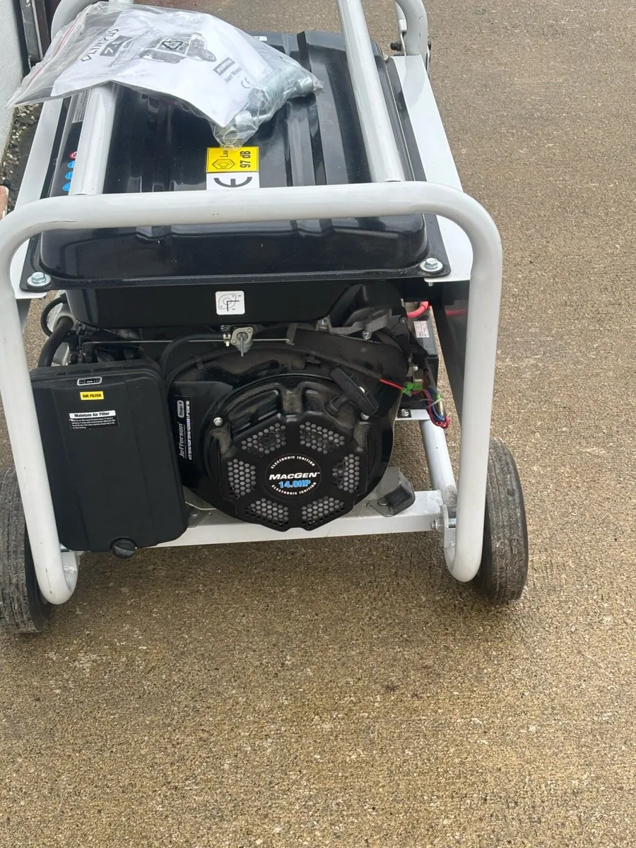 Jefferson Petrol Generator 7.9kVA - Image 3