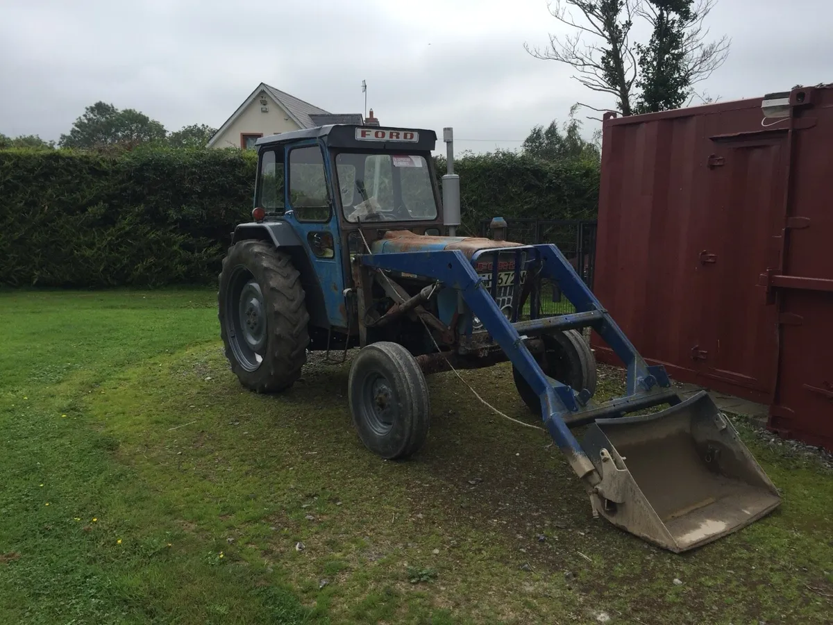 Ford 4000 Tractor - Image 2