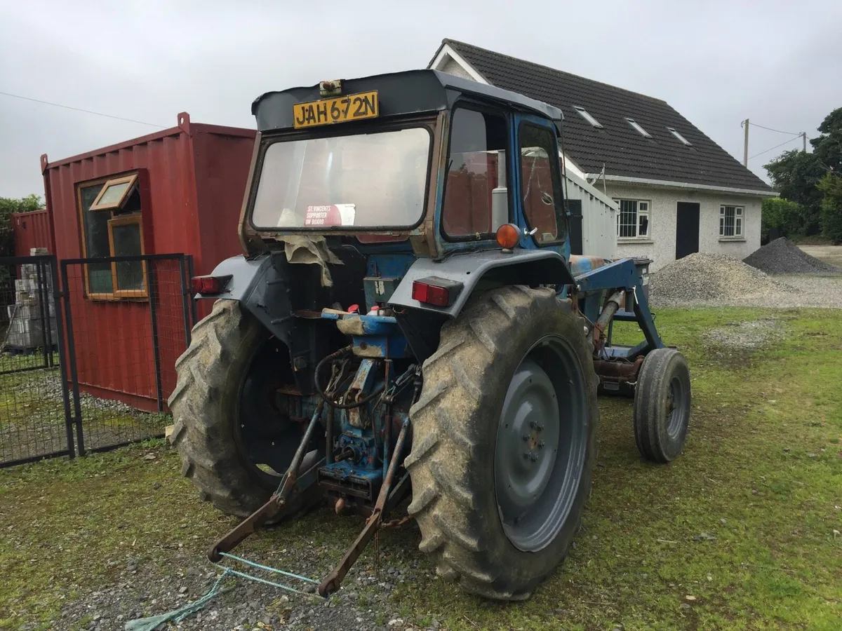 Ford 4000 Tractor - Image 3