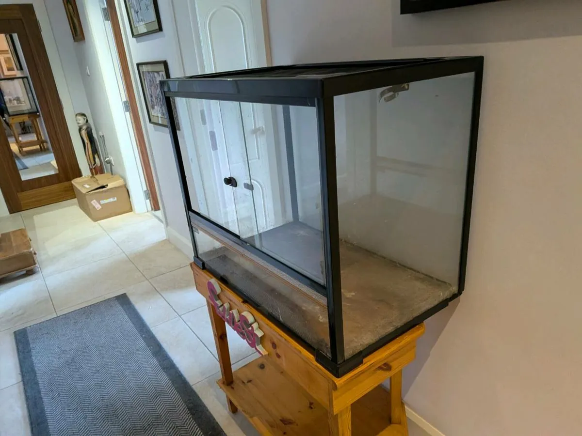 vivarium 80cmX65CM - Image 1
