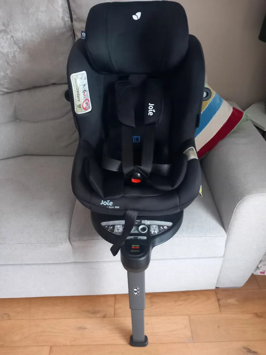4 Car Seats - Image 2