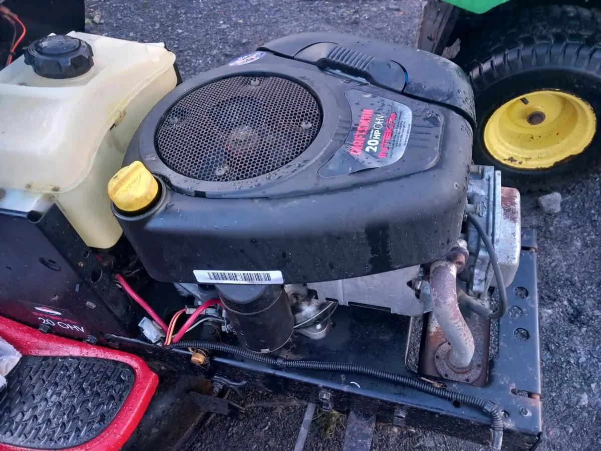 20 horsepower briggs and Stratton OHV engine - Image 1