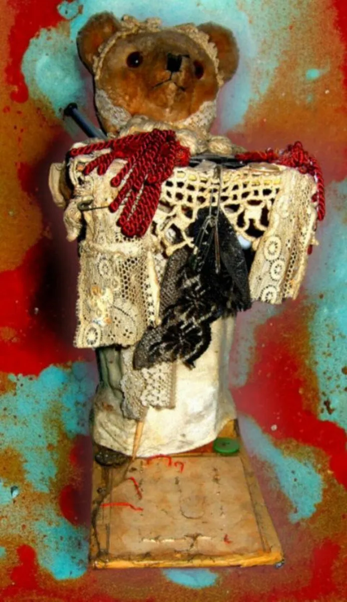 Vintage Merchants 'Peddlar Bear' - Image 1