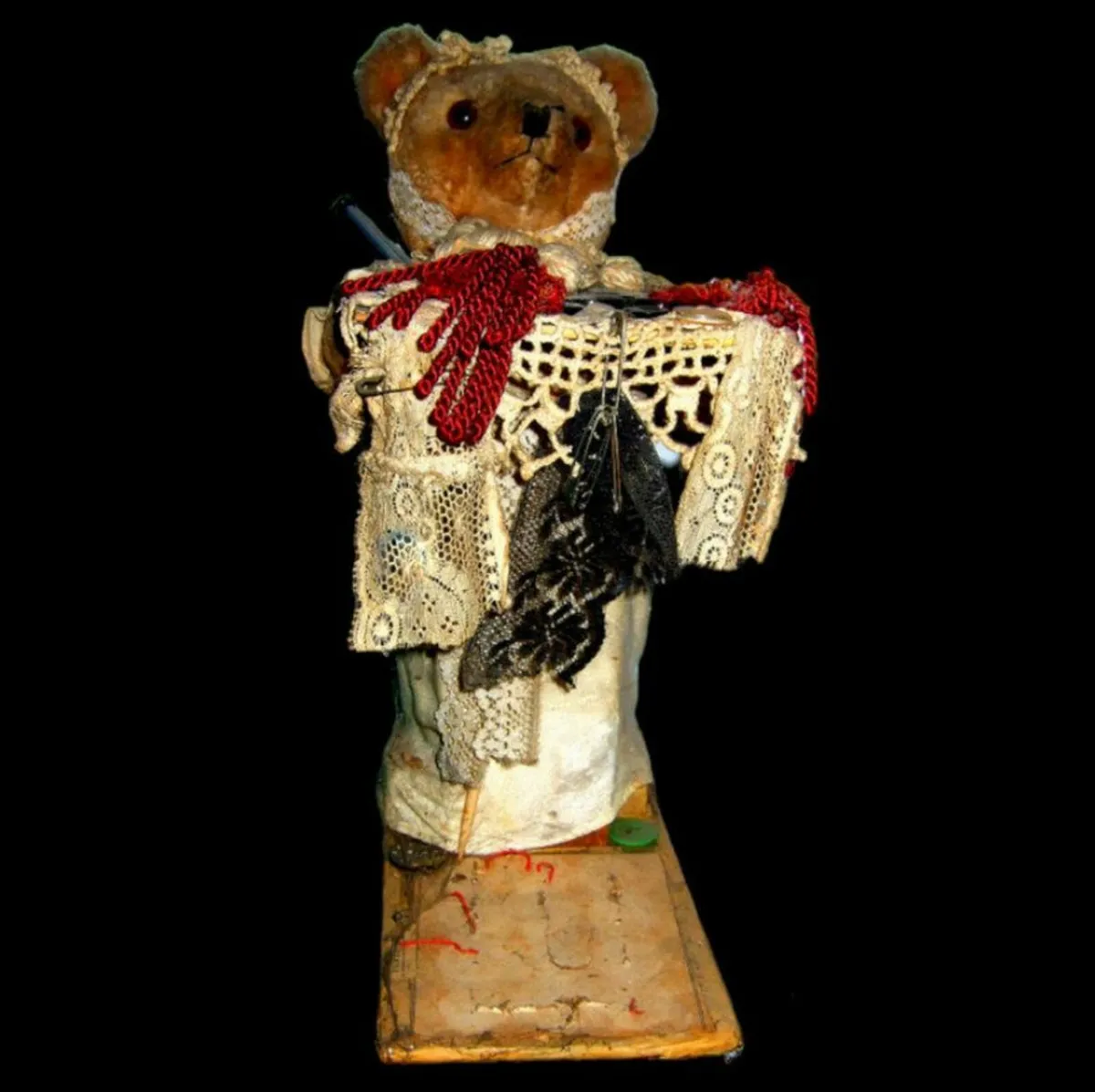 Vintage Merchants 'Peddlar Bear' - Image 3
