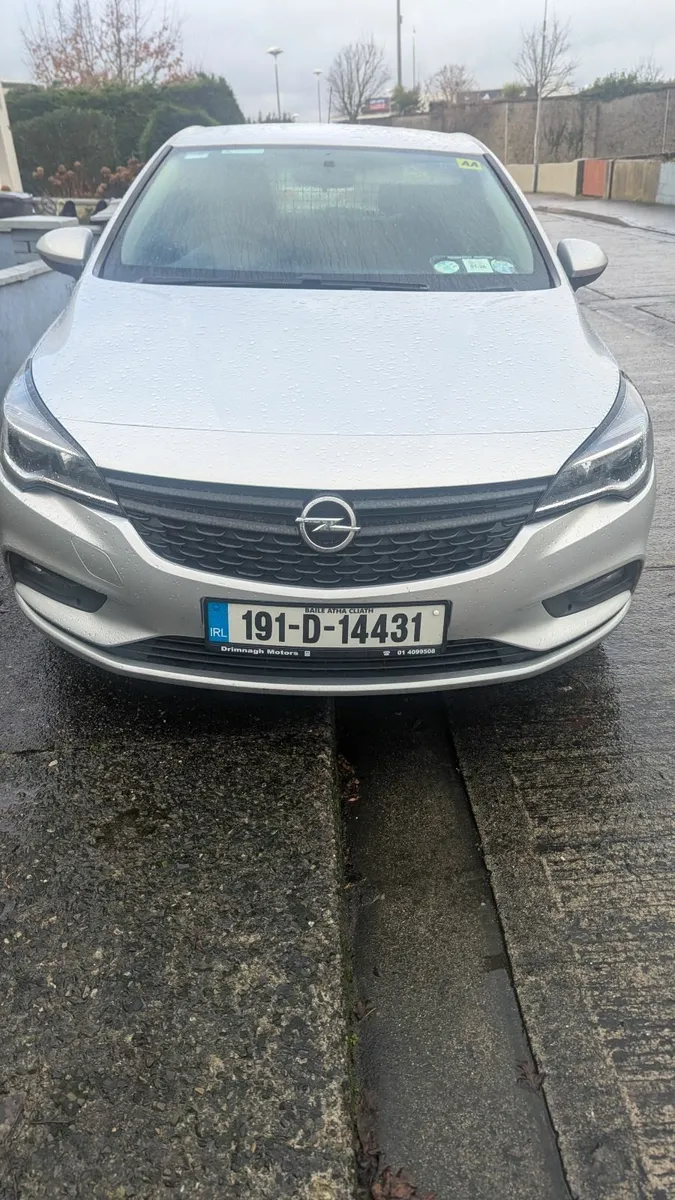 Opel Astra 2019 - Image 2