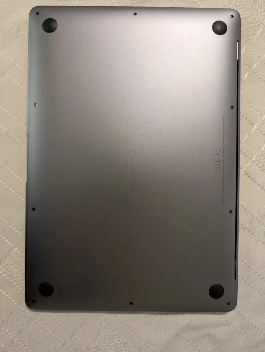 MacBook Air M1 - Space Grey - 8GB/256GB - Image 4