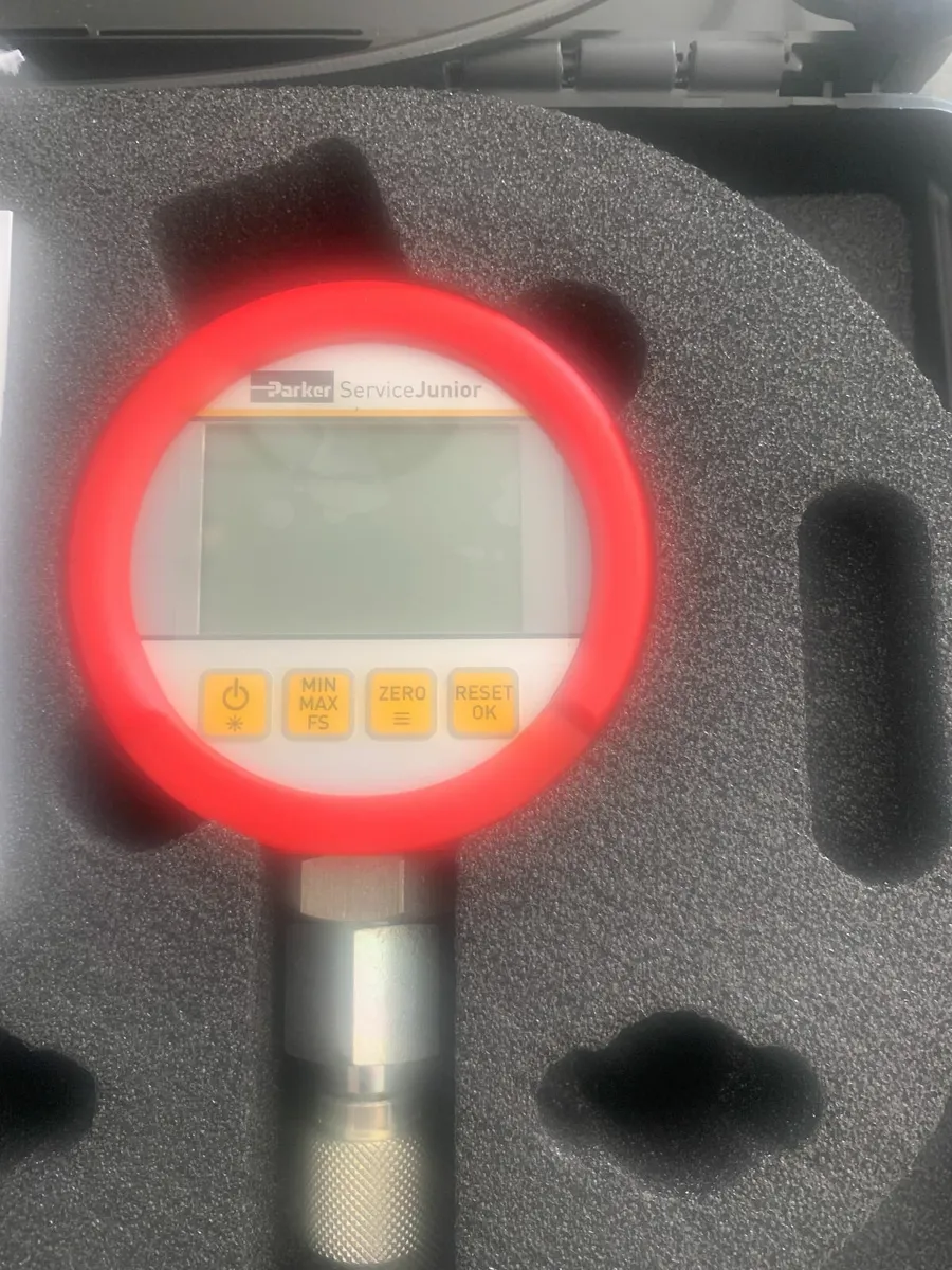 Parker Digital Hydraulic Pressure Test Kit - Image 4